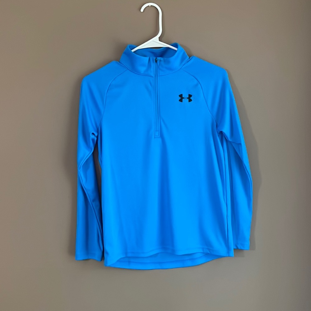 Under armour half zip. Youth large. NWOT. Blue.